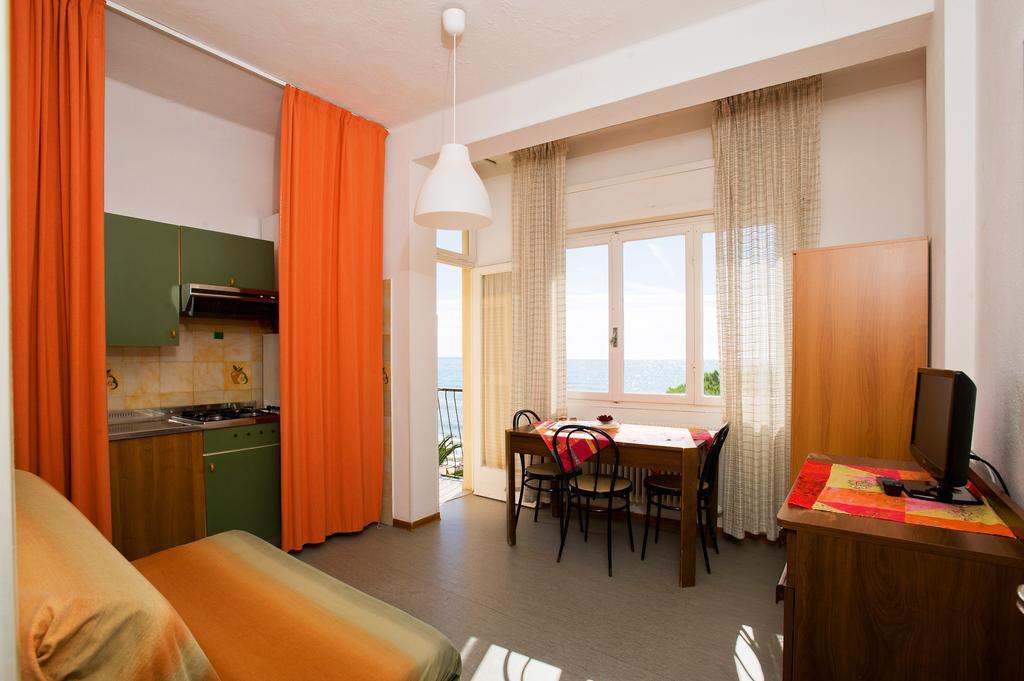 Hotel Lido Pietra Ligure Cameră foto